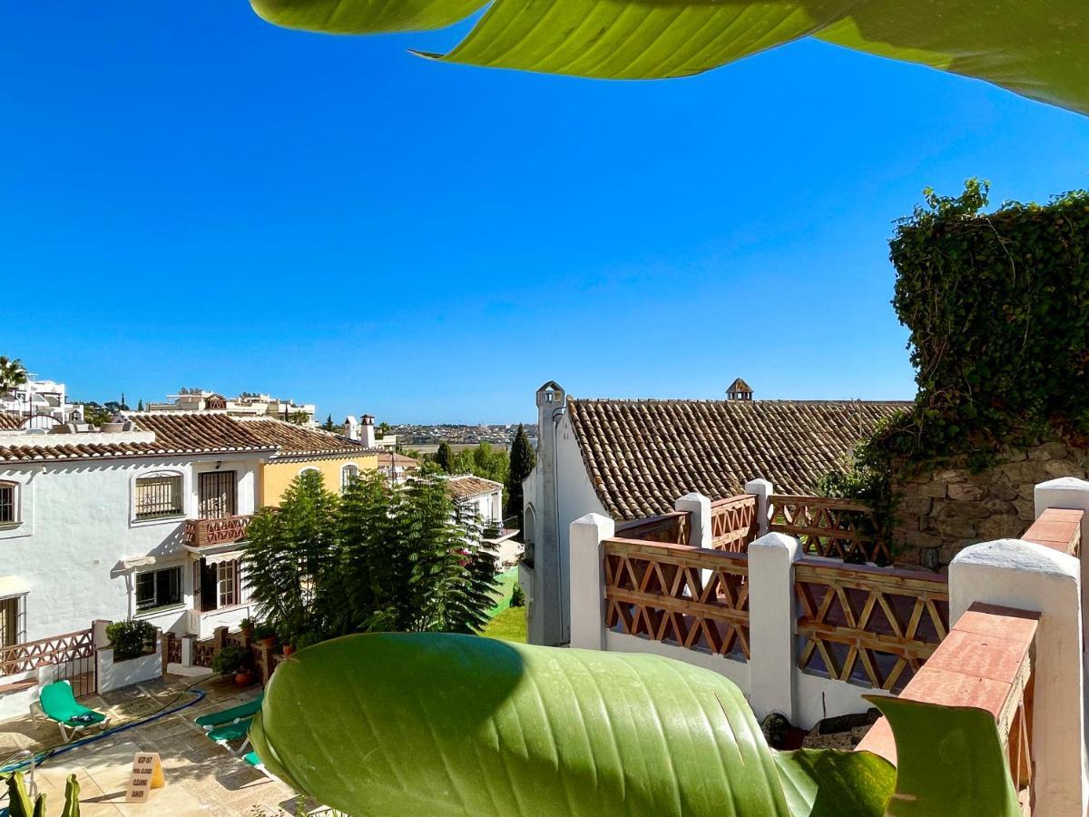 Semidetached Duplex Home At Puebla Aida, Mijas Golf With Pool, Golf And Sea Views Малага Екстериор снимка