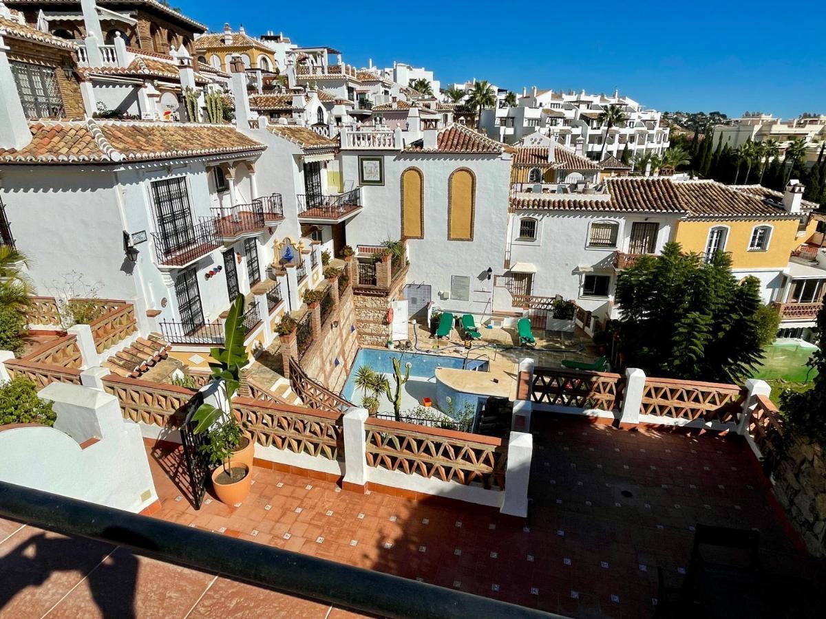 Semidetached Duplex Home At Puebla Aida, Mijas Golf With Pool, Golf And Sea Views Малага Екстериор снимка